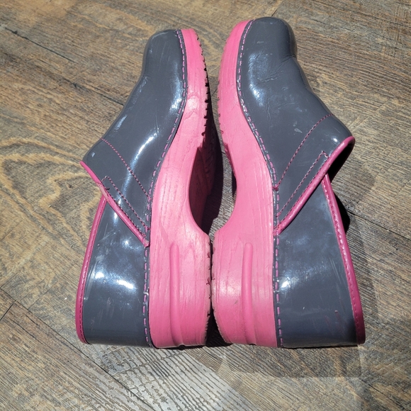 Sanita Grey Pink patent leather - Picture 4 of 11
